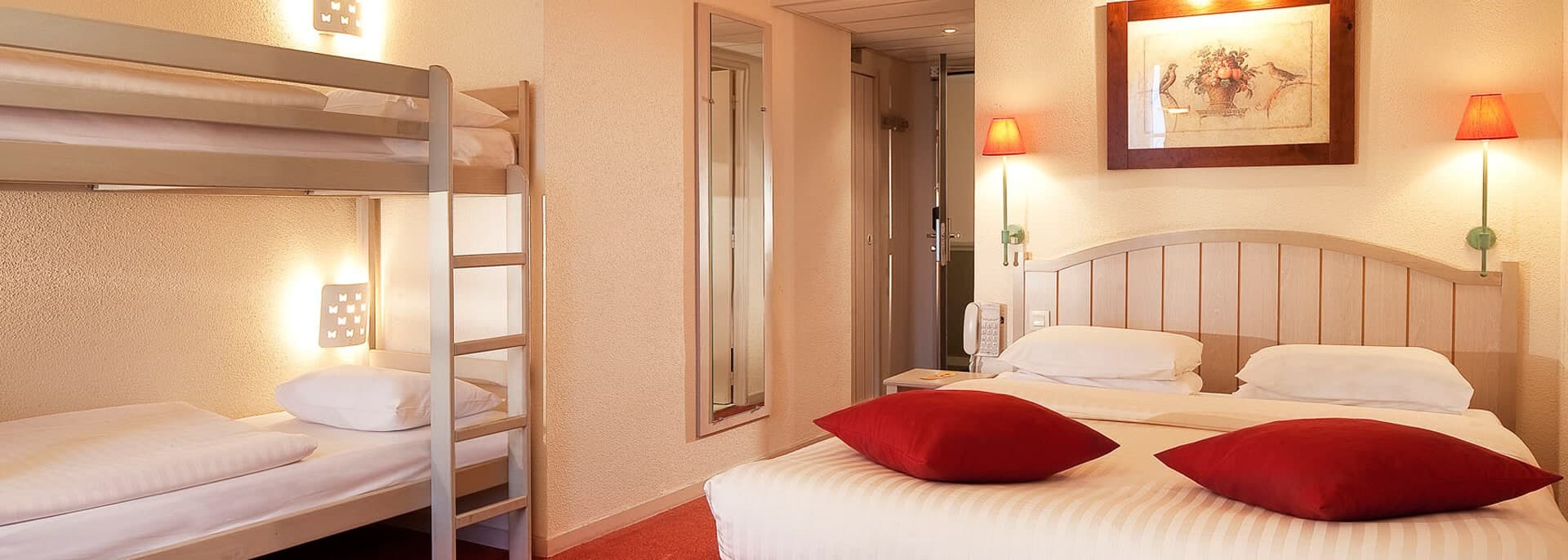 The Kyriad Hotel In Disneyland Paris France Nst Ireland